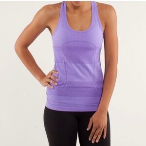 Lululemon Womens swiftly tech racerback tank top purple Sz 6 activewear